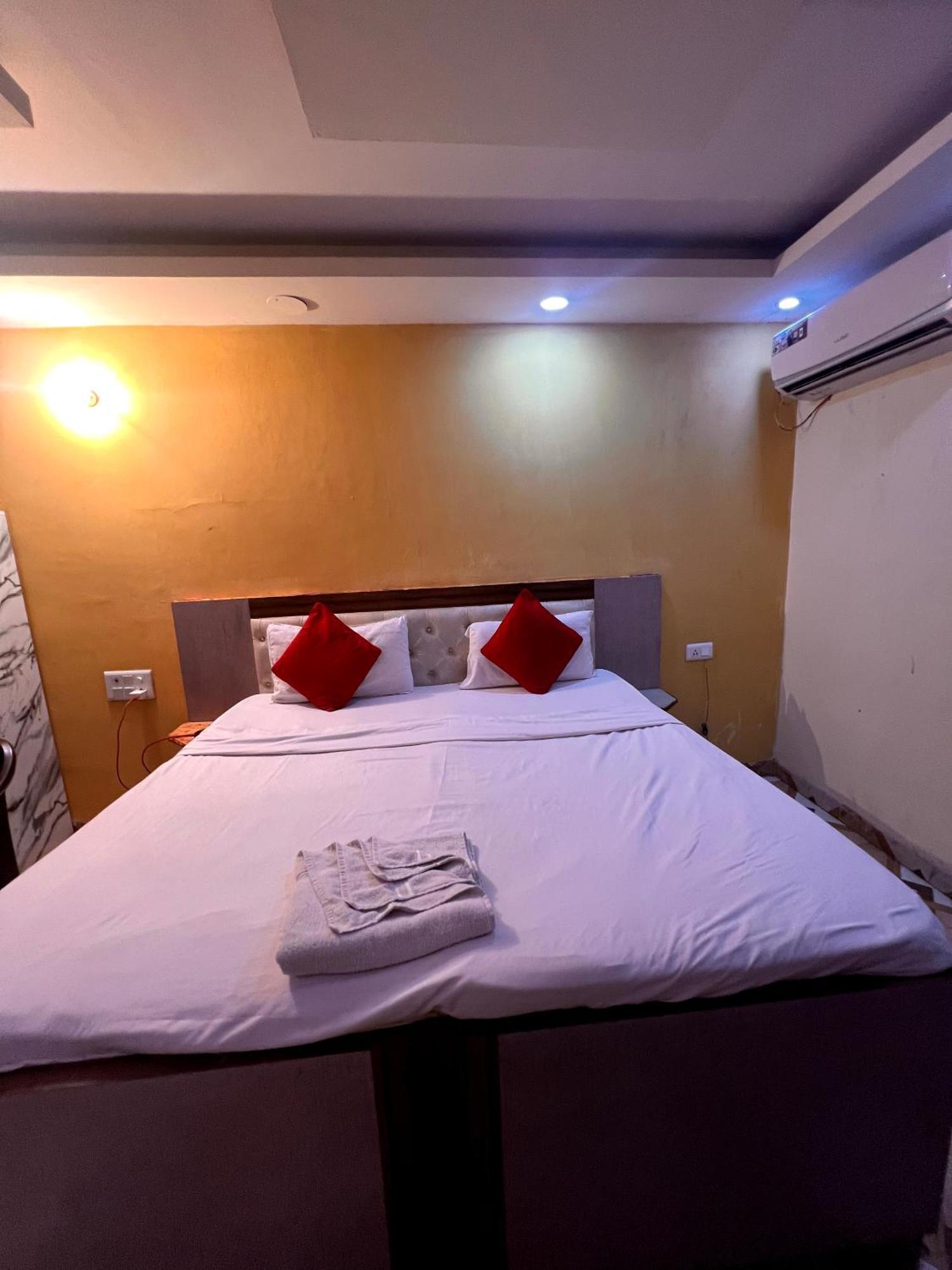 ניו דלהי Hotel Prime Stay מראה חיצוני תמונה